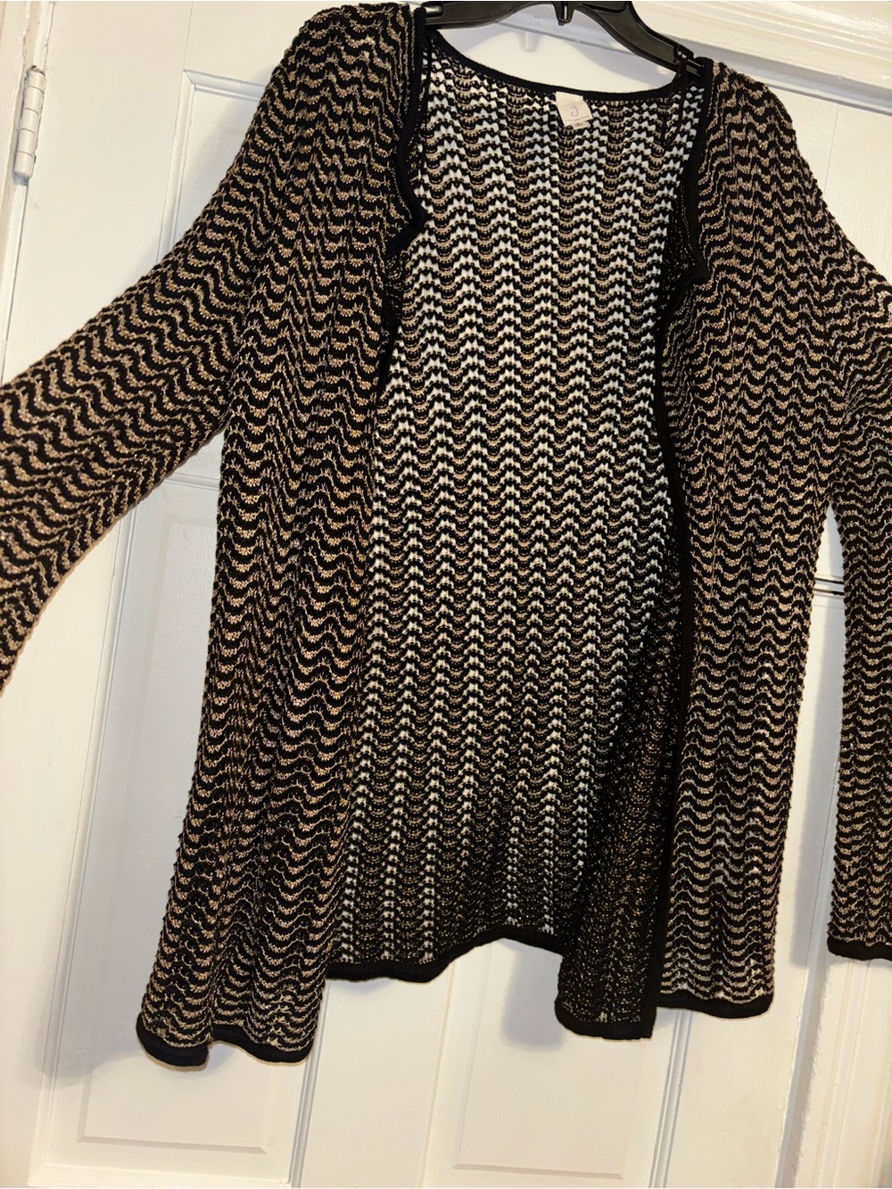 Jones New York Black and Cream Open-Weave Wave Cardigan